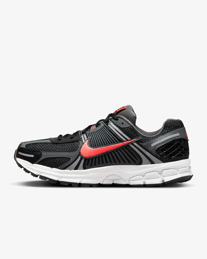 Nike Zoom Vomero 5 "Black/Iron Grey/Summit White/Picante Red"