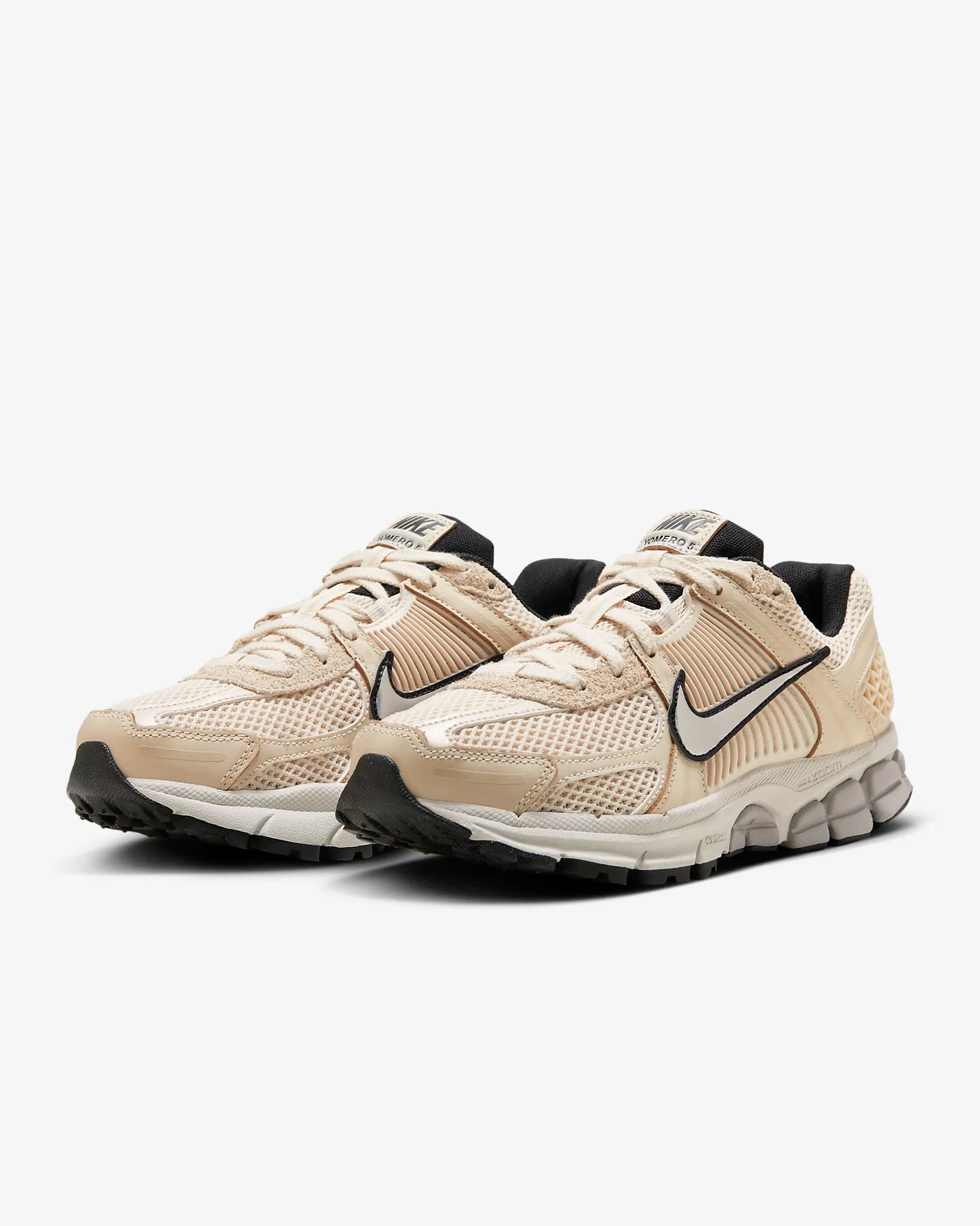 Nike Zoom Vomero 5 "Pearl White/Light Bone/Light Iron Ore/Chrome"