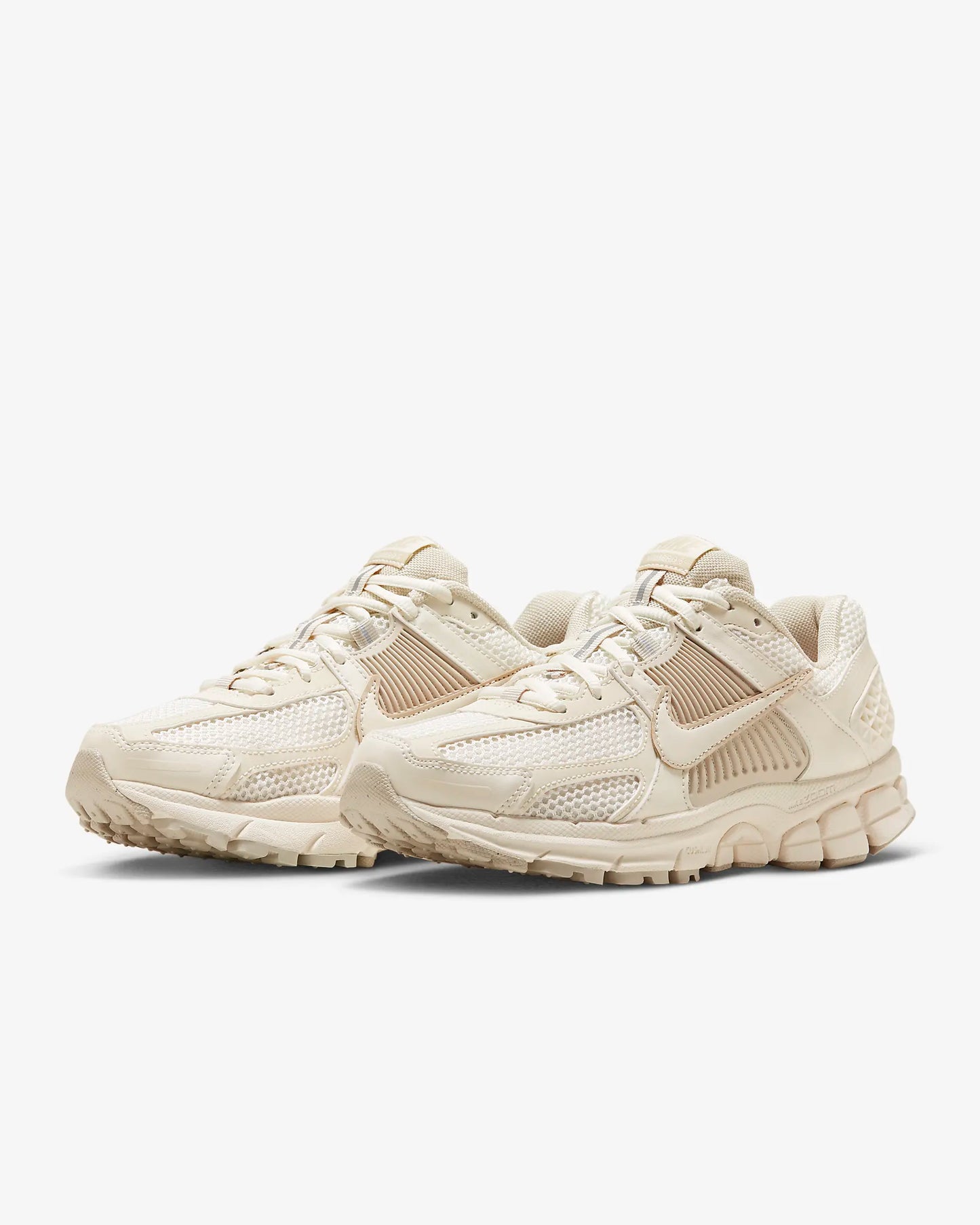 Nike Zoom Vomero 5 "Pale Ivory/Pale Ivory/Sanddrift/Pale Ivory"