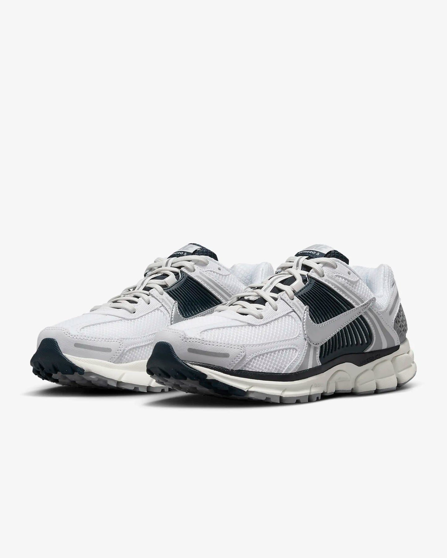 Nike Zoom Vomero 5 "White/Armory Navy/Sail/Metallic Silver"