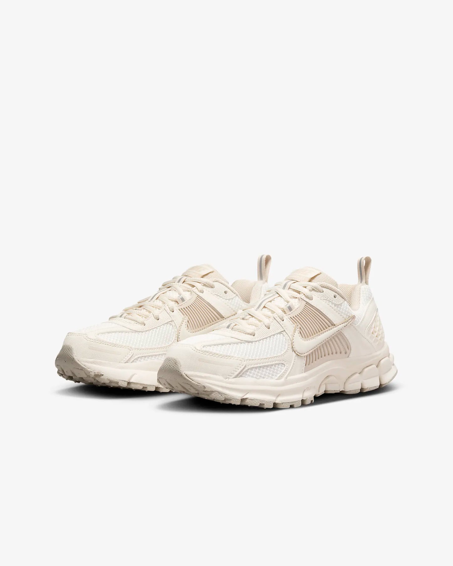 Nike Zoom Vomero 5 "Pale Ivory/Pale Ivory/Sanddrift/Pale Ivory"