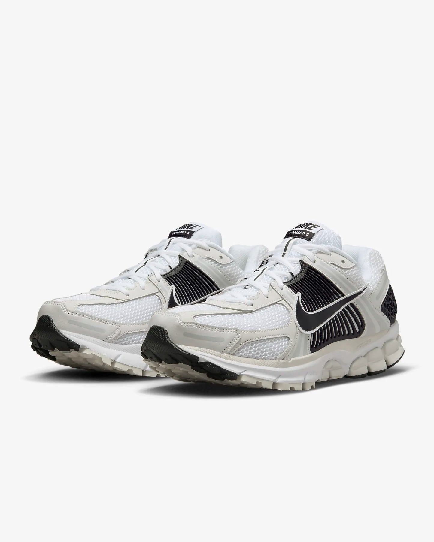 Nike Zoom Vomero 5 "White/Platinum Tint/Metallic Platinum/Black"