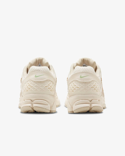 Nike Zoom Vomero 5 "Pale Ivory/Pale Ivory/Sanddrift/Pale Ivory"