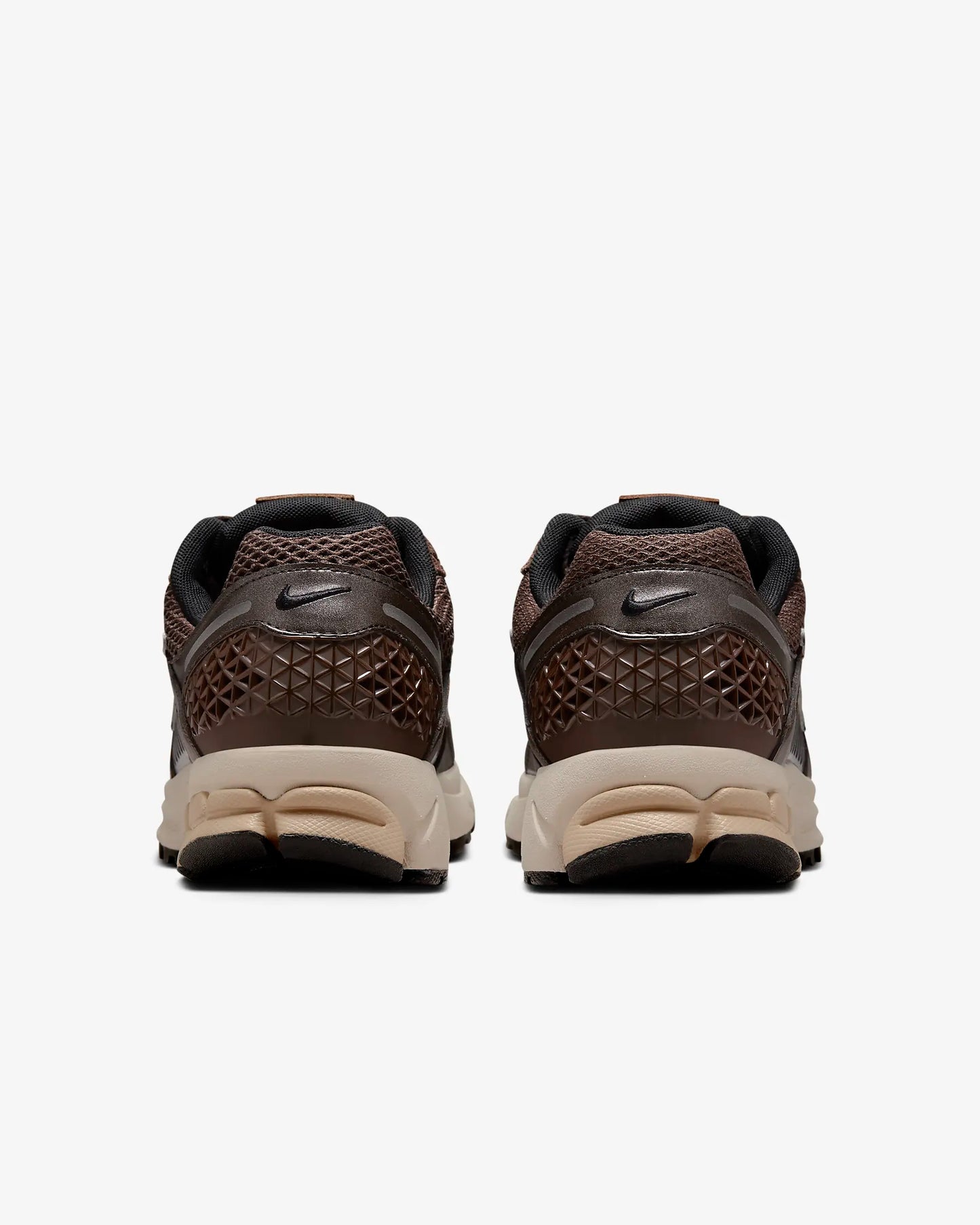 Nike Zoom Vomero 5 "Baroque Brown/Light Orewood Brown/Hemp/Chrome"