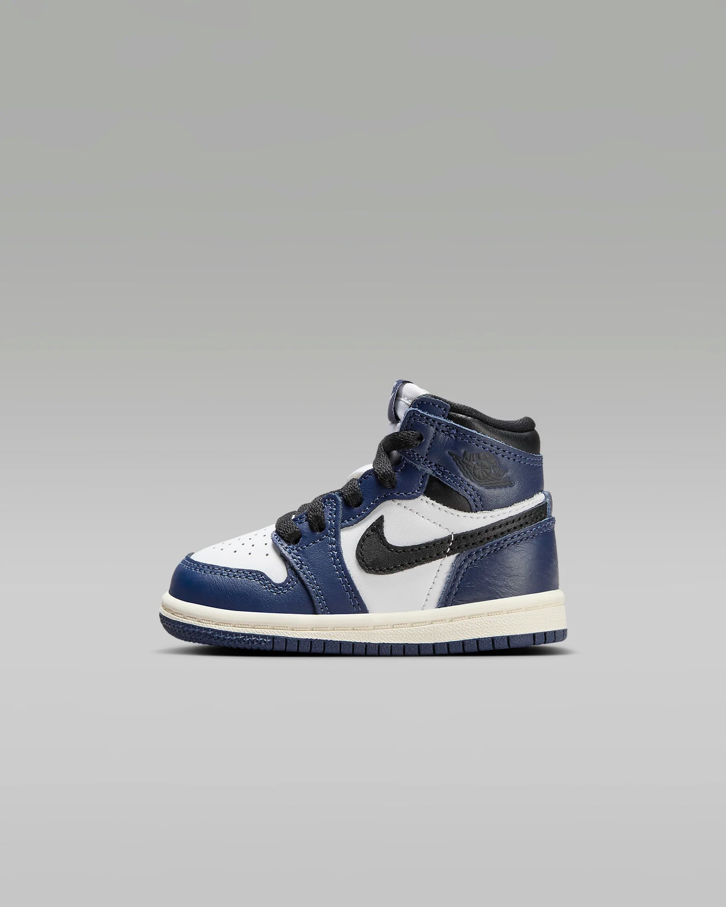 Air Jordan 1 Retro High OG "Midnight Navy"